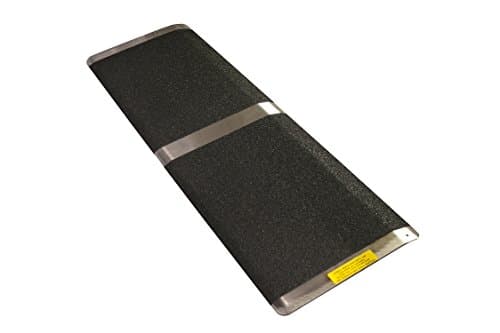 מדרגות לכלב — Prairie View Industries TH1632 Threshold Ramp, 16 x 32 Inch