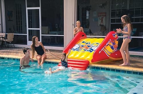 בריכה לכלב — WOW Sports Slide N Smile Pool Inflatable Water Slide with Sprinklers