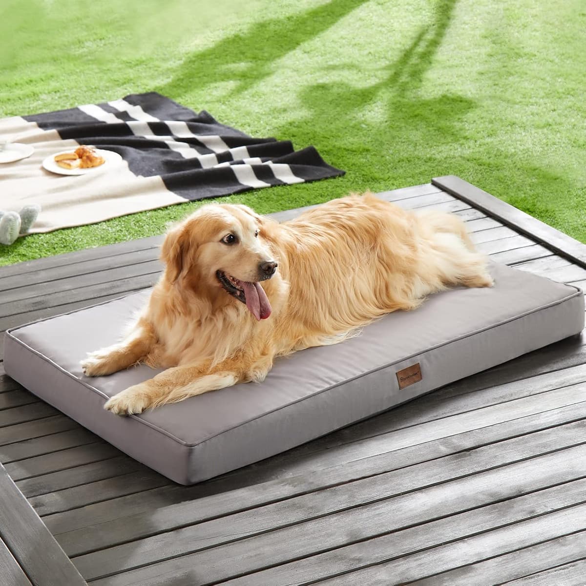 מיטה לכלב גדול — BFPETHOME Outdoor Dog Beds for Large Dogs, Waterproof Dog Be