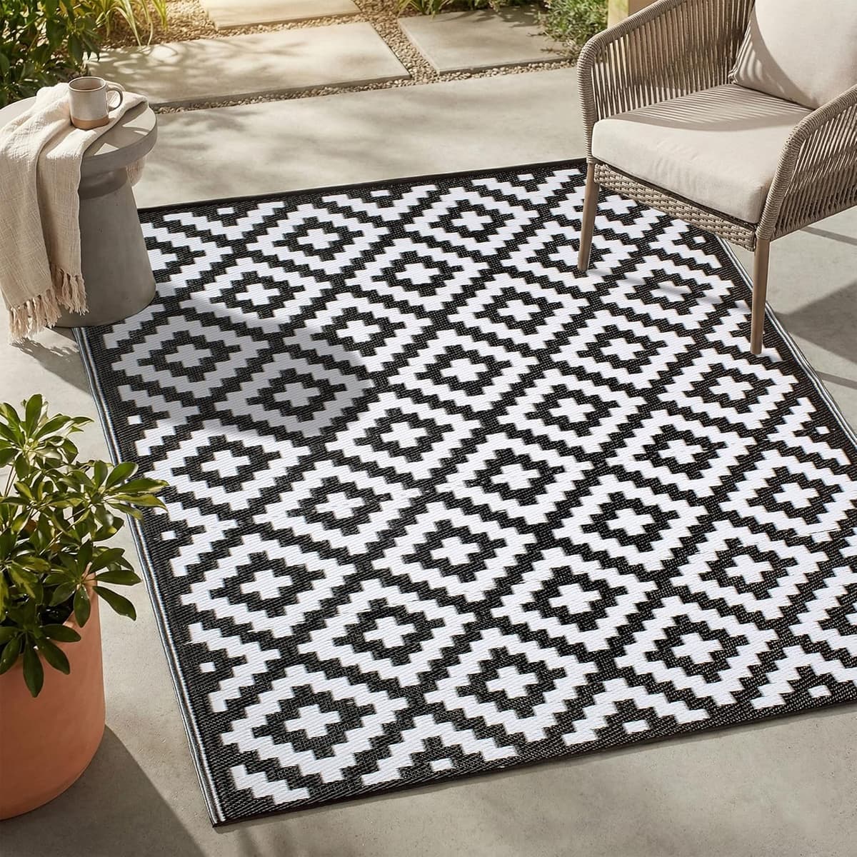בריכה לכלב — FH Home Outdoor Rug - Waterproof, Fade Resistant, Reversible - Premium Recycled 